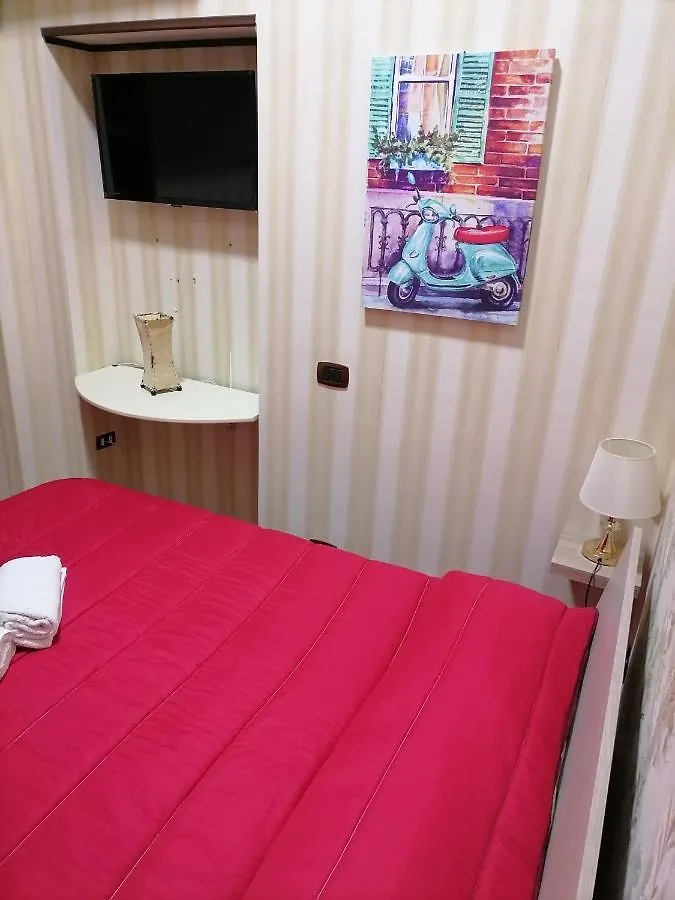 Bed & Breakfast Caraty B&B Naples Italy